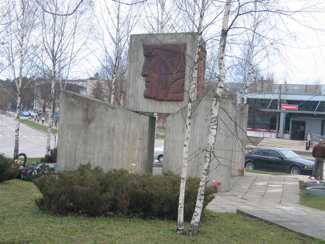 photo1.jpg